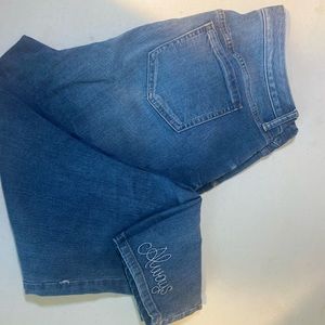 Torrid jeans with cute embroidery detail